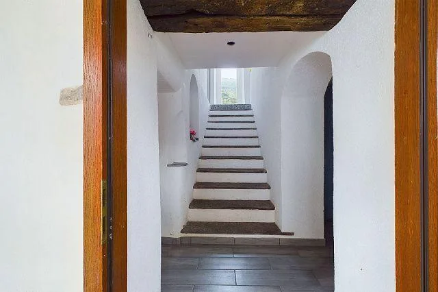 5-Zimmer-Haus mit Erweiterungsprojekt an ruhiger, sonniger Aussicht... – Foto 8 von 30