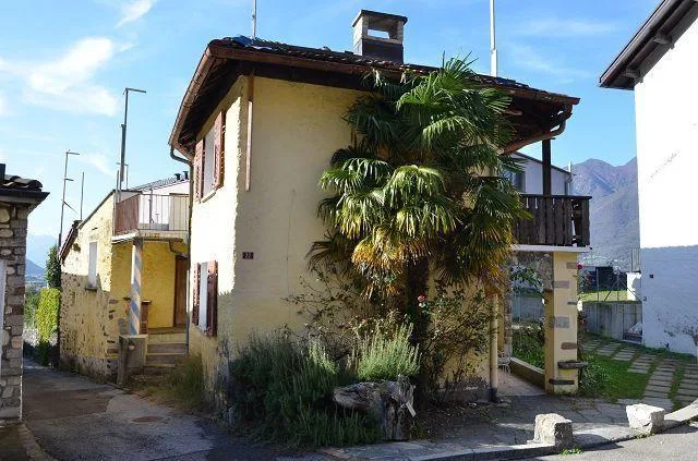 5-Zimmer-Haus mit Erweiterungsprojekt an ruhiger, sonniger Aussicht... – Foto 28 von 30