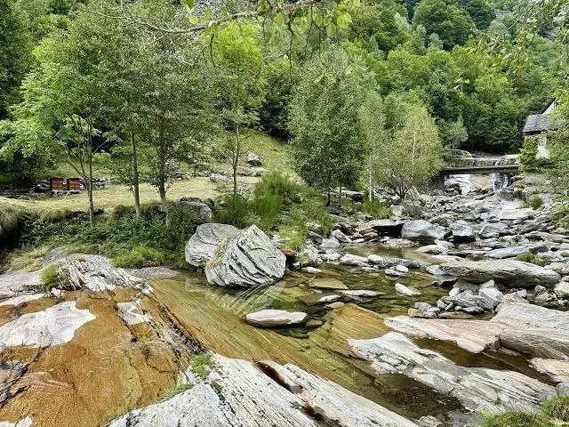 4.Zimmer-Rustico zum Ausbauen mit viel ebenem Wiesland / rustico di... – foto 18 di 22