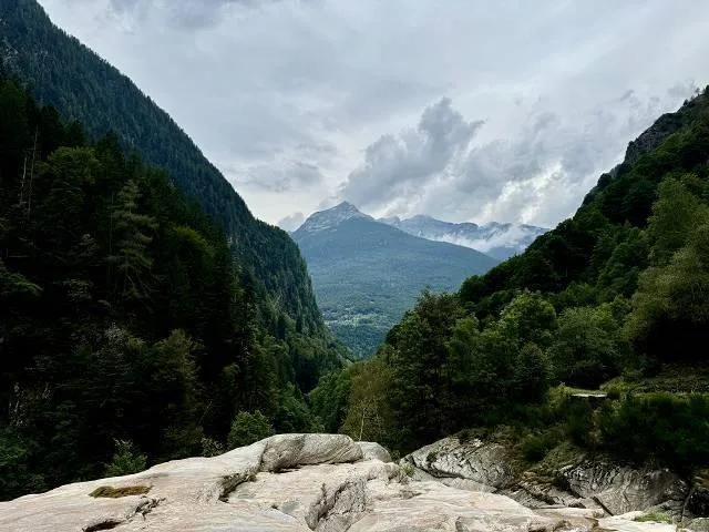 4.Zimmer-Rustico zum Ausbauen mit viel ebenem Wiesland / rustico di... – foto 13 di 22
