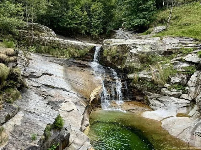 4.Zimmer-Rustico zum Ausbauen mit viel ebenem Wiesland / rustico di... – foto 19 di 22