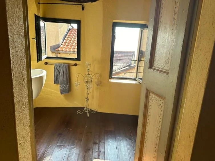 Romantica casa di nucleo con vista lago - Monte Bré – foto 9 di 29