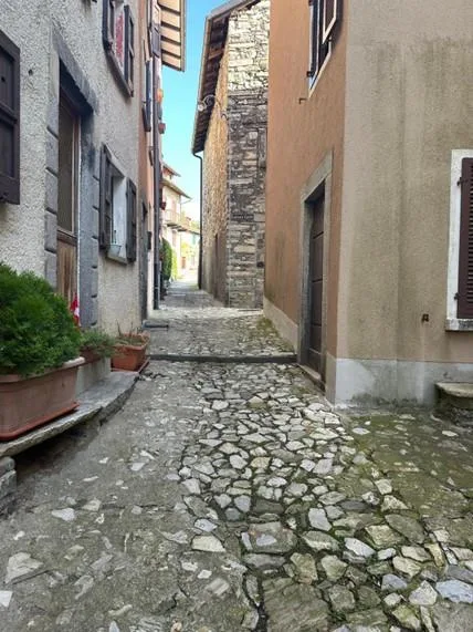 Romantica casa di nucleo con vista lago - Monte Bré – foto 18 di 29