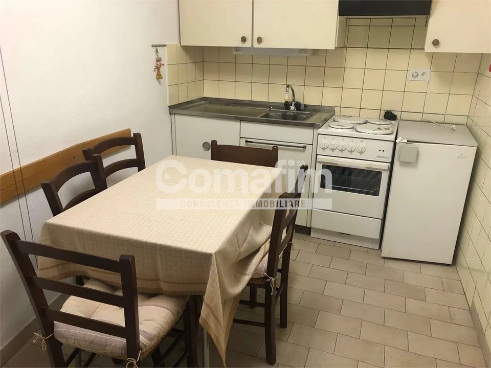 Casa di 3 ppartamenti con vista lago a Cademario – foto 10 di 11