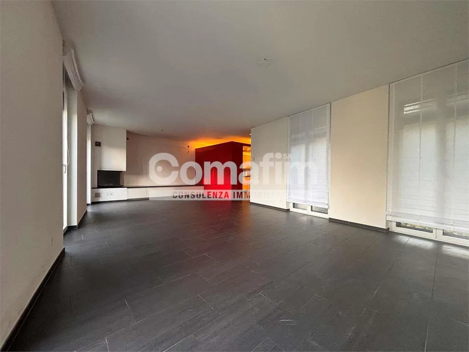Villa unifamiliare con giardino – foto 10 di 13