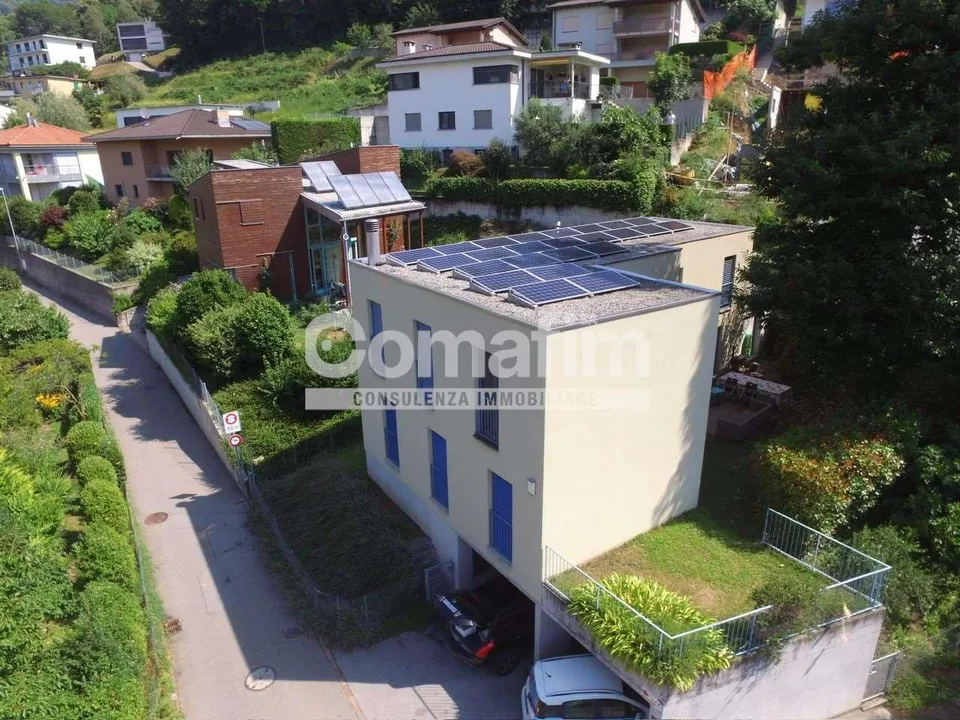 Villa unifamiliare con giardino