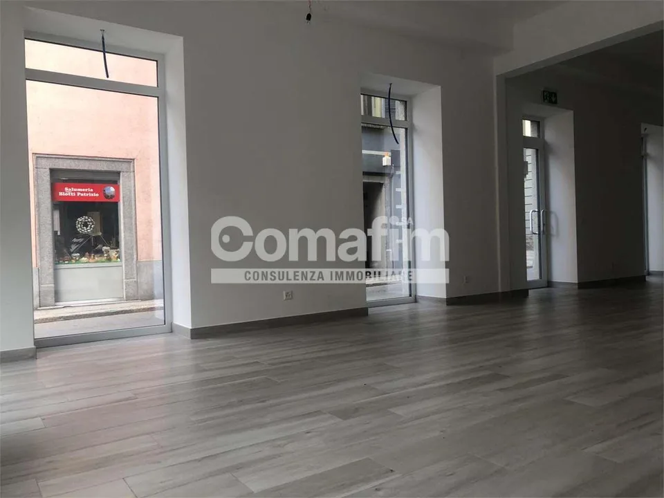 Spazio commerciale in pieno centro a Biasca – photo 7 sur 10