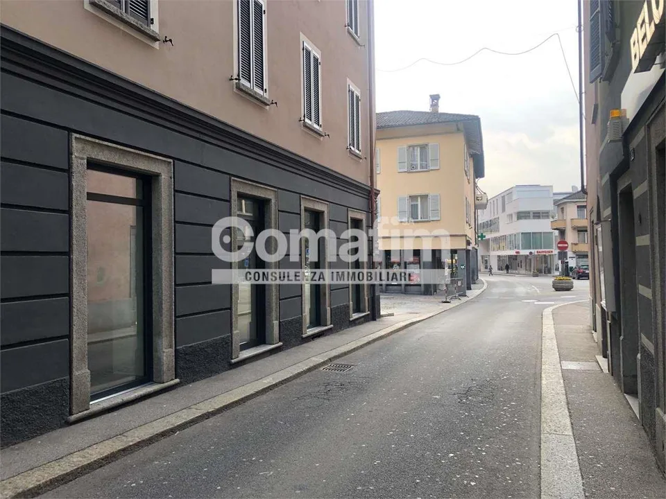 Spazio commerciale in pieno centro a Biasca – photo 10 sur 10