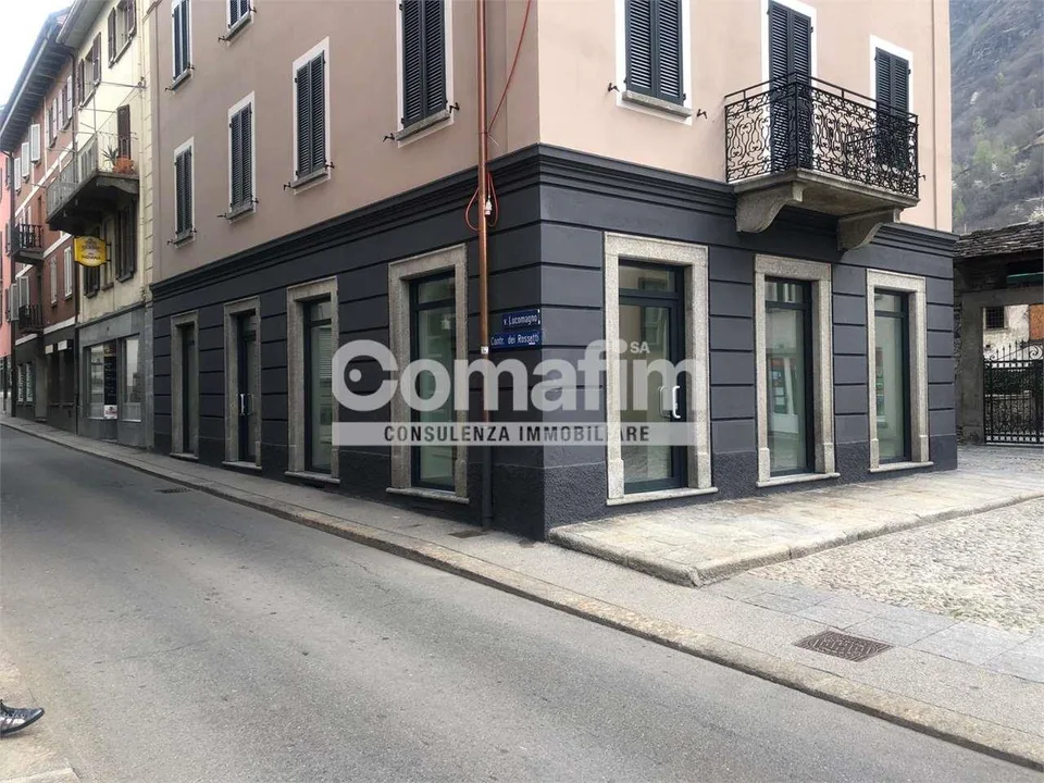 Spazio commerciale in pieno centro a Biasca