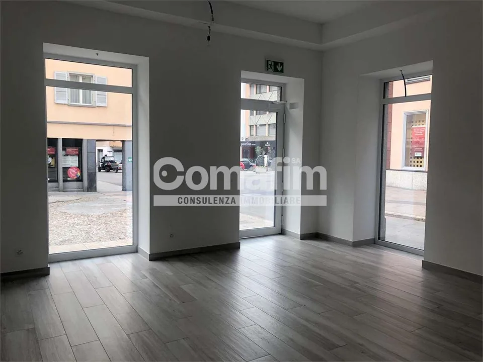Spazio commerciale in pieno centro a Biasca