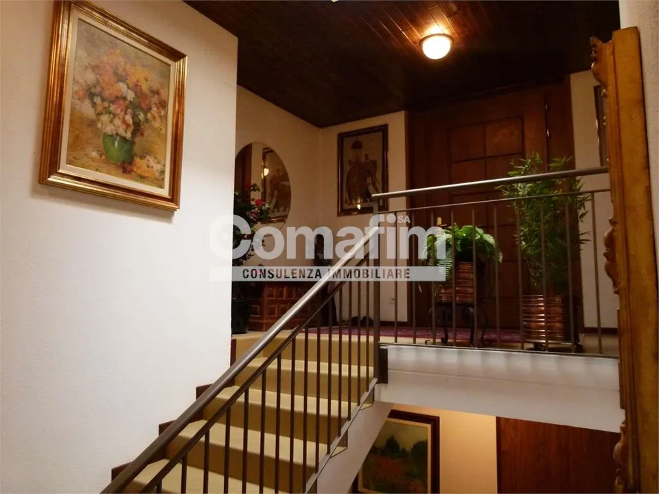 A Capolago vendiamo casa con "Praticità e spazio a – Foto 7 von 13