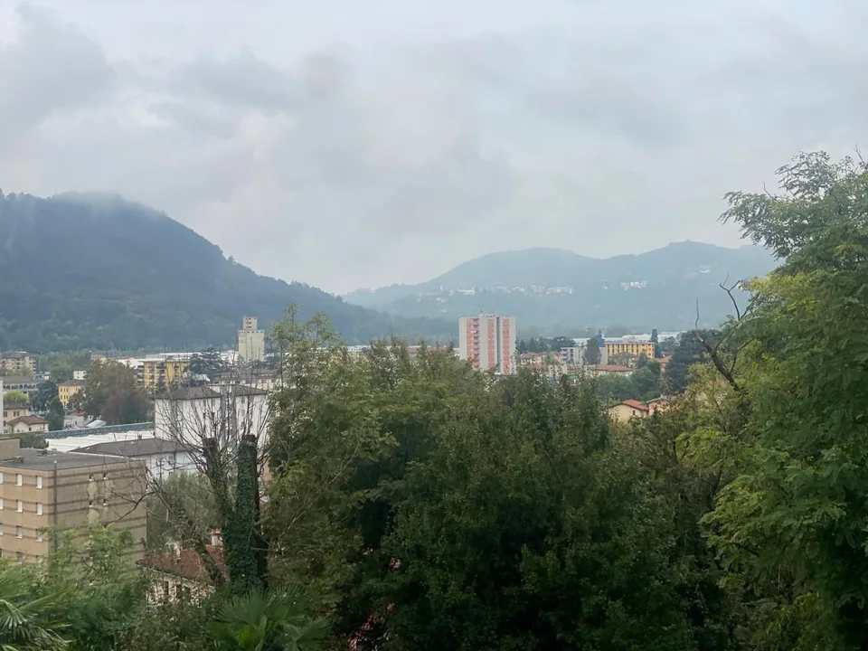 Baulandgrundstück von 1050 m2 in der 5-geschossigen Bauzone terreno... – Foto 11 von 19