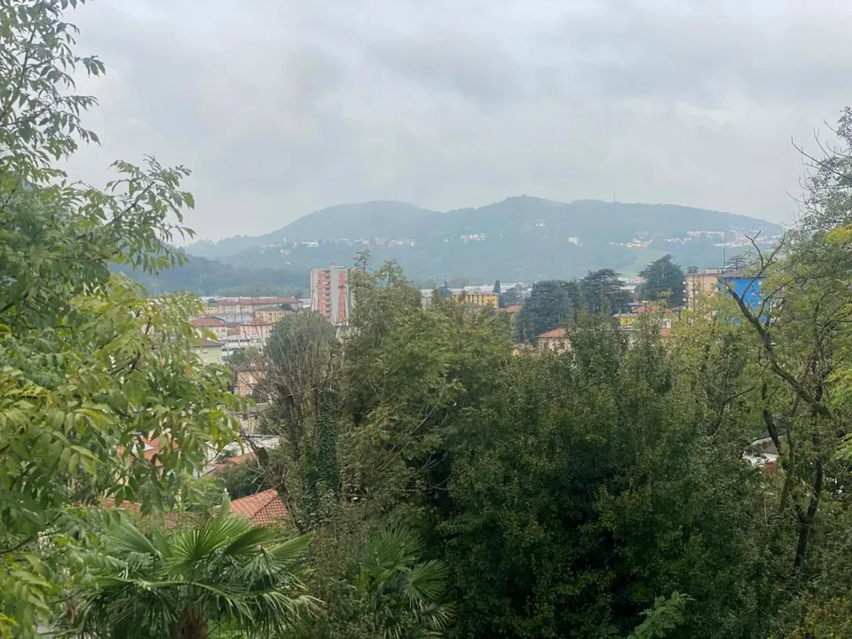 Baulandgrundstück von 1050 m2 in der 5-geschossigen Bauzone terreno... – Foto 13 von 19