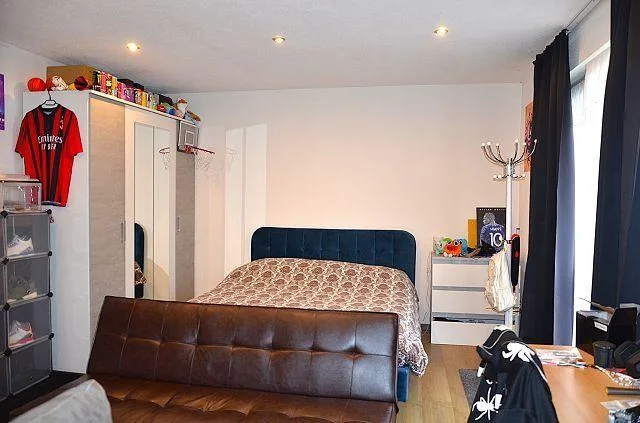 2-Familienhaus mit grossem Grundstück ruhige, sonnige Aussichtslage... – Foto 19 von 30