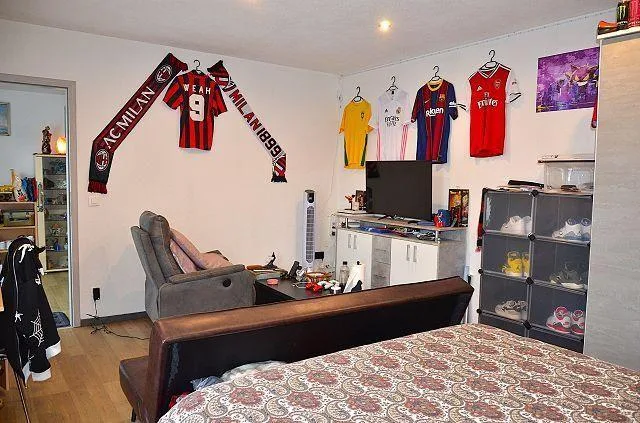 2-Familienhaus mit grossem Grundstück ruhige, sonnige Aussichtslage... – Foto 18 von 30