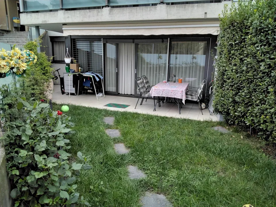 Appartamento duplex con giardino a Gordola