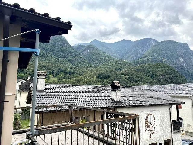 6 1/2-Zimmer-Haus mit Ladengeschäft an ruhiger Lage im Dorfkern / c... – Foto 16 von 22