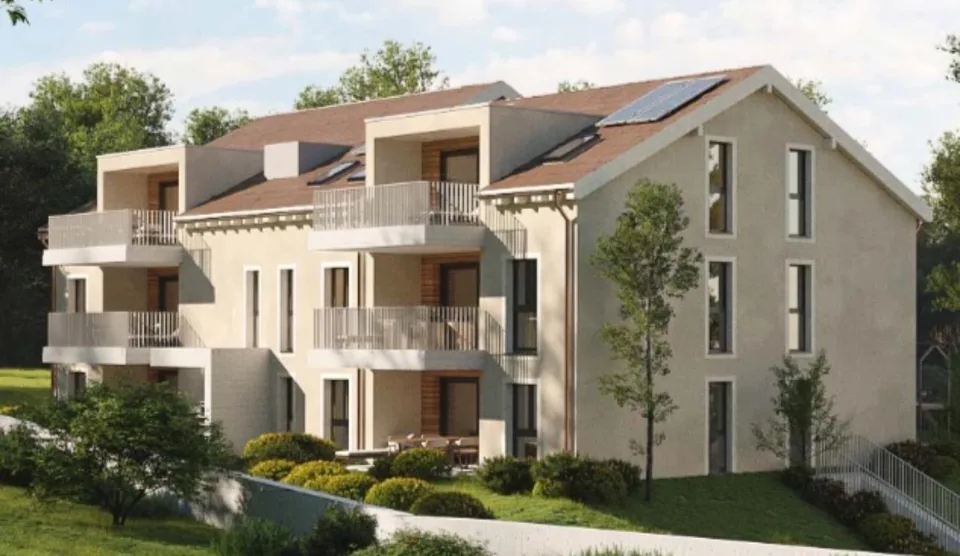 Letzte Gelegenheit ! Wunderschöne OG - Wohnung mit viel Licht und Raum