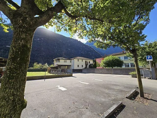 Mehrfamilienhaus mit drei 2 1/2-Zimmer-Wohnungen / Casa di 3 appart... – Foto 15 von 20