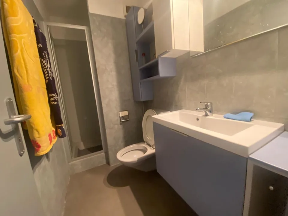 Attico di 5 1/2 locali con vista sul lago / 5 1/2-Zimmer-Attikawohn... – foto 10 di 18