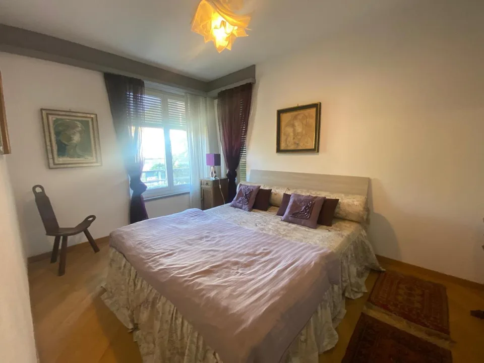 Attico di 5 1/2 locali con vista sul lago / 5 1/2-Zimmer-Attikawohn... – foto 8 di 18