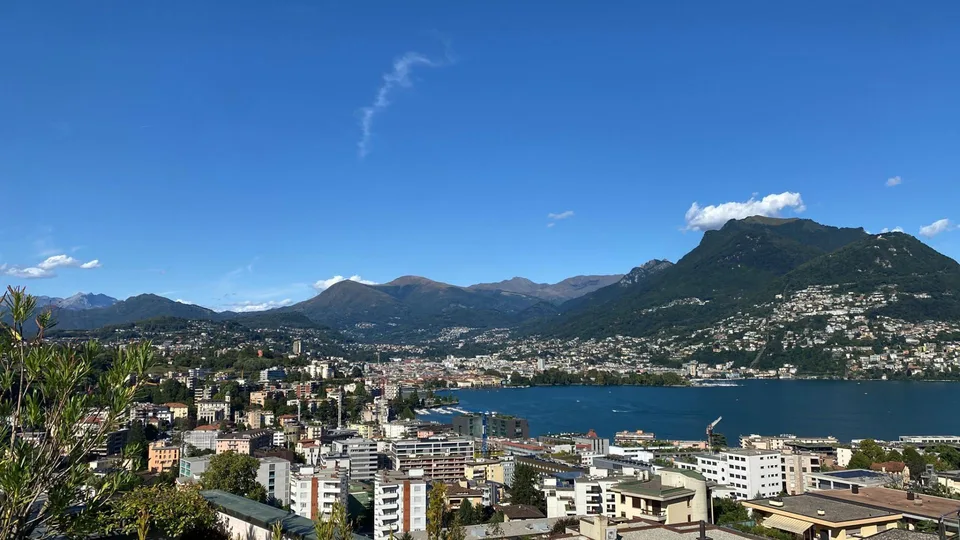 Attico di 5 1/2 locali con vista sul lago / 5 1/2-Zimmer-Attikawohn... – foto 15 di 18