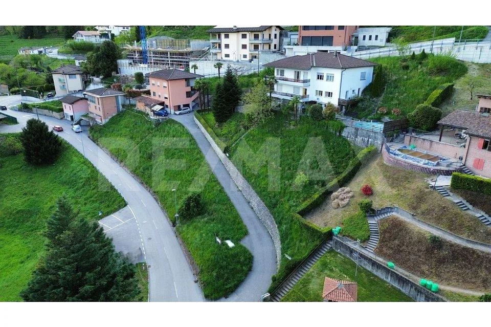 Terreno Edificabile con versatili opportunità