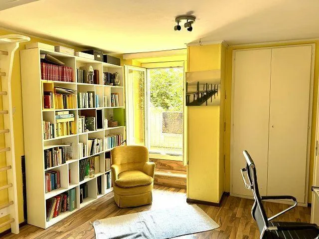 7 1/2-Zimmer-Villa mit grossem Garten an sehr ruhiger, sonniger Aus... – Foto 12 von 30
