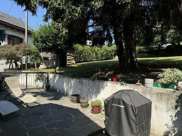 7 1/2-Zimmer-Villa mit grossem Garten an sehr ruhiger, sonniger Aus... – Foto 28 von 30