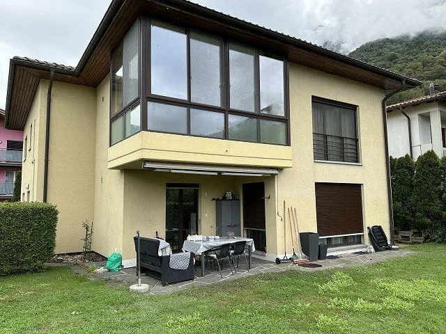 6 1/2-Zimmer-Dachmaisonette-Wohnung mit Grotto in 2 FMH / appartame...