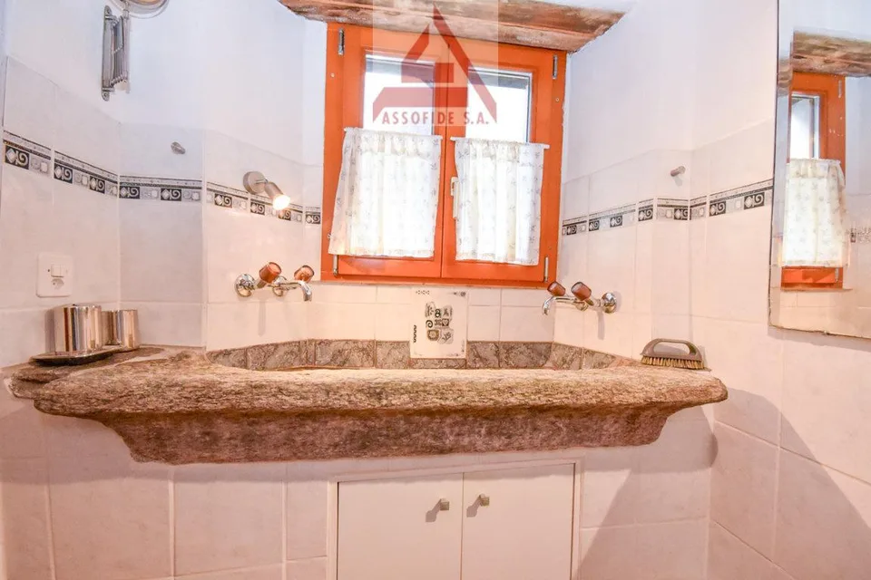 Haus mit 6 Wohnungen / Casa con 6 appartamenti – Foto 6 von 8