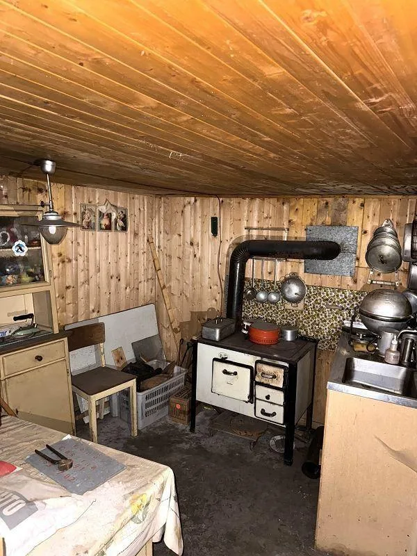 3-Zimmer-Rustico im Dorfkern zu renovieren / rustico di 3 locali ne...