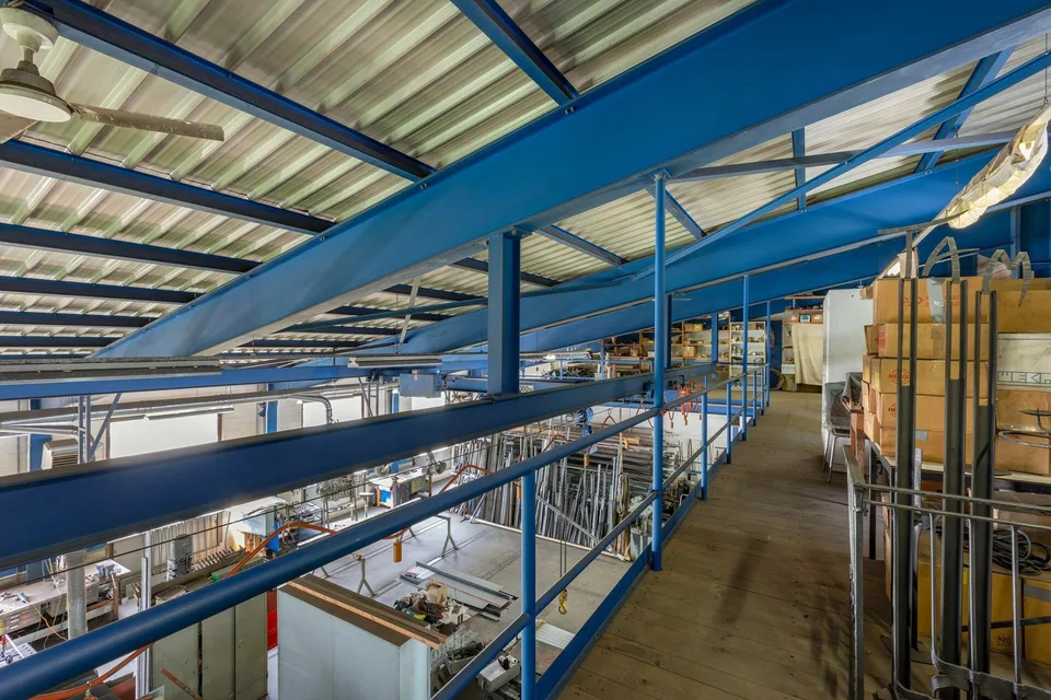 Gewerbehalle