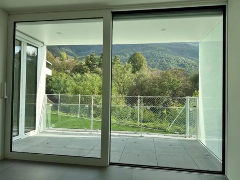 "Nuovi e moderni 2.5 locali a pochi minuti dalla città"