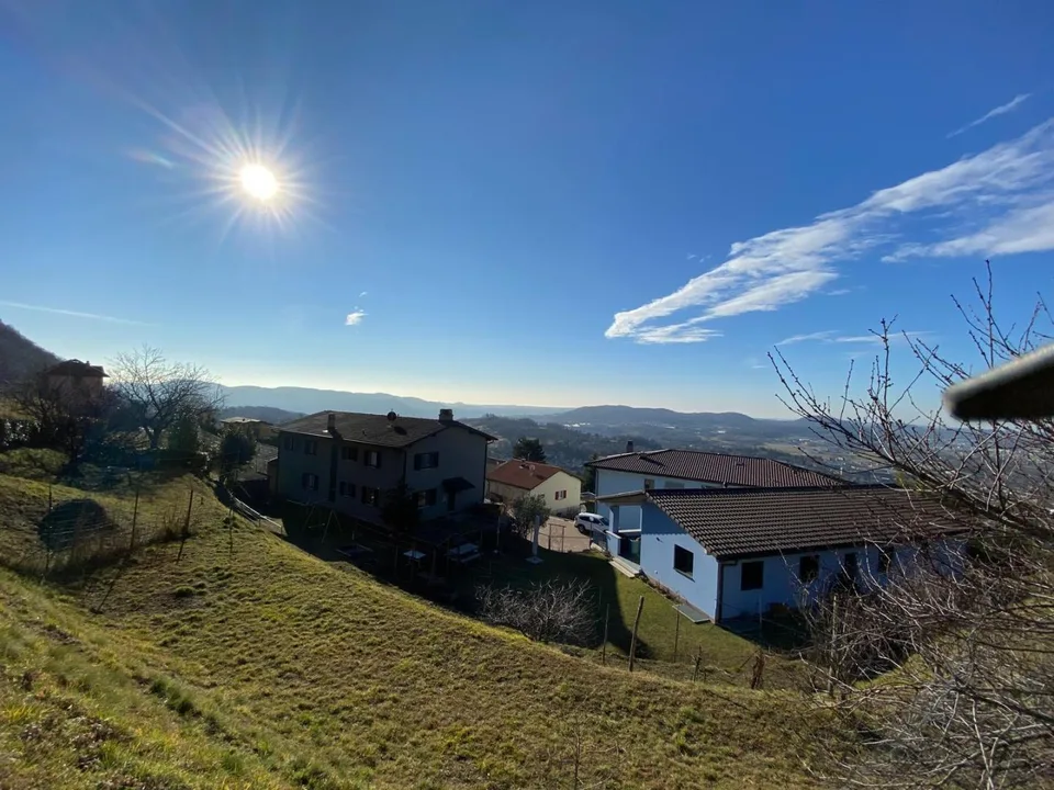terreno edificabile di 1005 m2 in una posizione molto soleggiata e ... – Foto 6 von 6