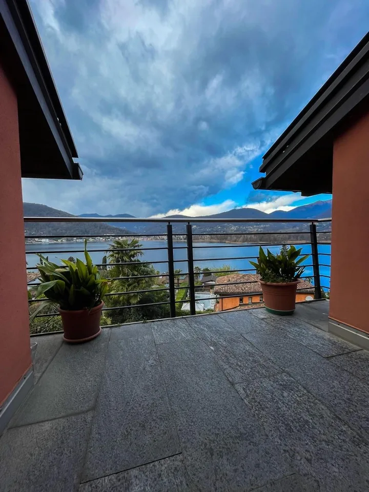 Vendesi casa singola vista lago – photo 12 of 19