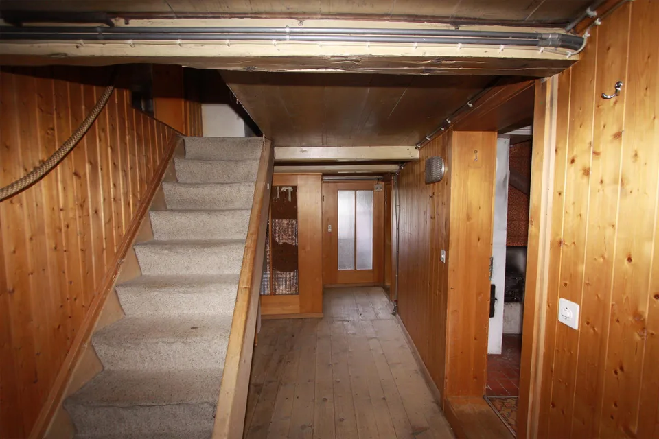 Liebhaberobjekt in Surrein (GR) - 5.5 Zimmerwohnung Zweifamilienhaus – foto 15 di 17