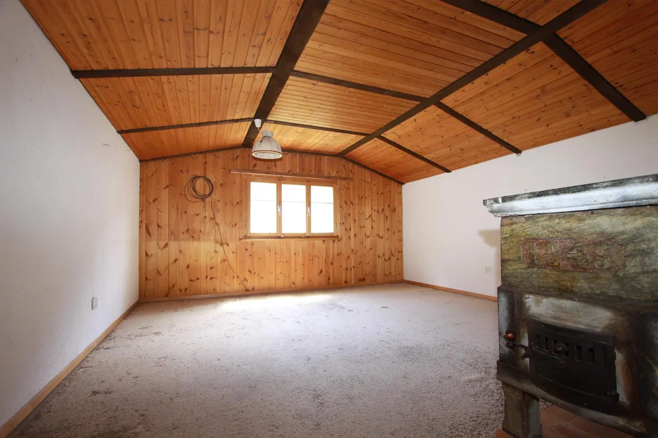 Liebhaberobjekt in Surrein (GR) - 5.5 Zimmerwohnung Zweifamilienhaus – foto 13 di 17
