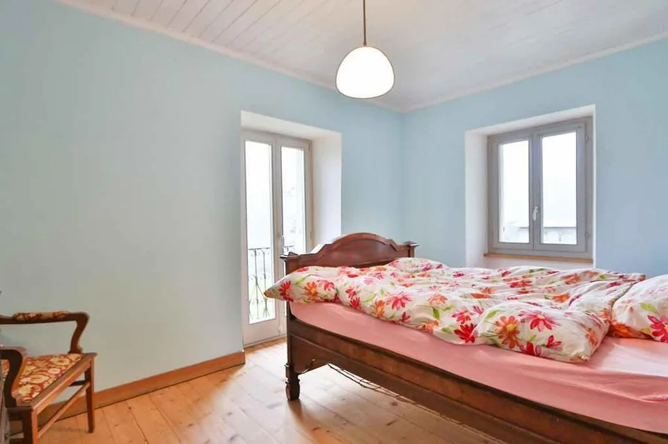 16-Zimmer-Tessinerhaus mit 4 Wohnungen und Bauland und Aussicht / c... – Foto 13 von 21