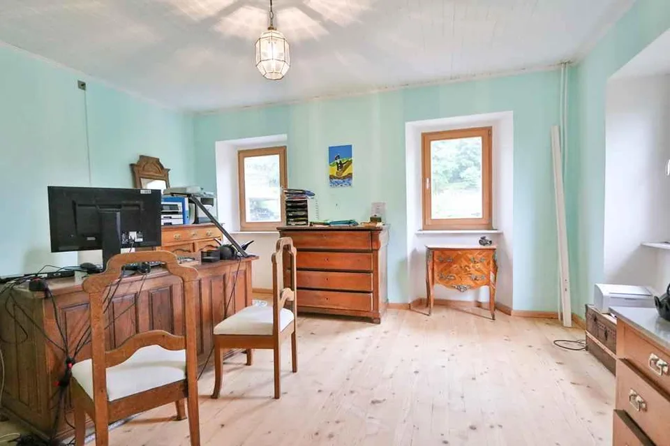 16-Zimmer-Tessinerhaus mit 4 Wohnungen und Bauland und Aussicht / c... – Foto 10 von 21
