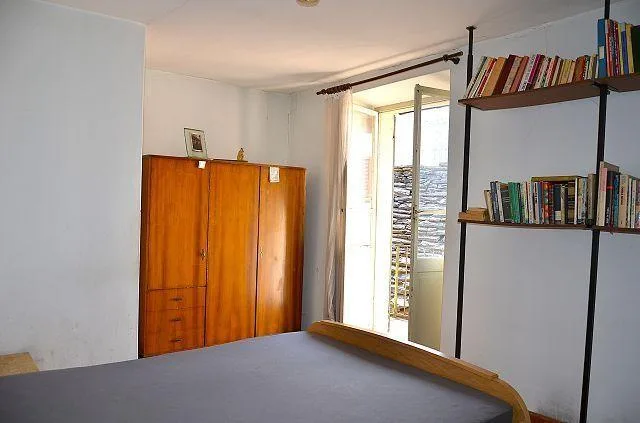 Mehrfamilienhaus mit Ausbaumöglichkeit und Garten/Casa plurifamilia... – photo 8 sur 30