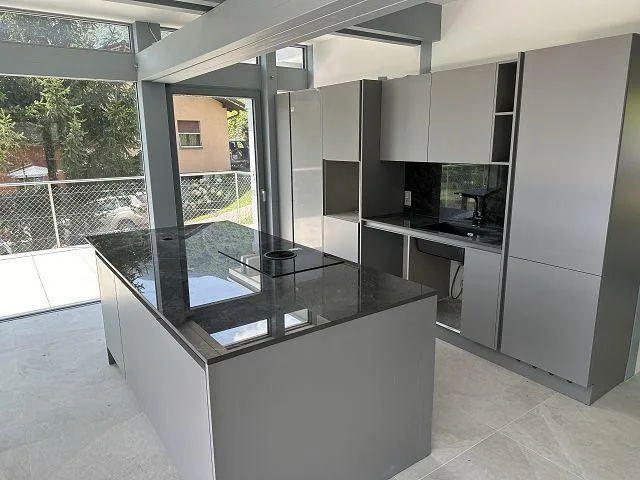 6 1/2-Zimmer-Villa an sehr sonniger, ruhiger Aussichtslage / villa ...