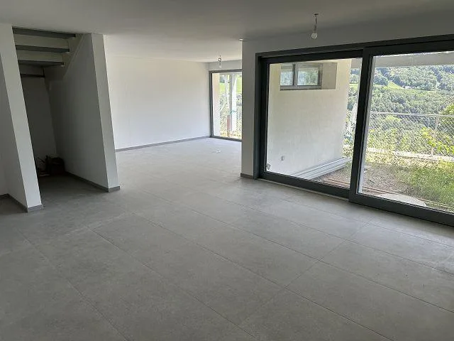 6 1/2-Zimmer-Villa an sehr sonniger, ruhiger Aussichtslage / villa ... – Foto 8 von 28