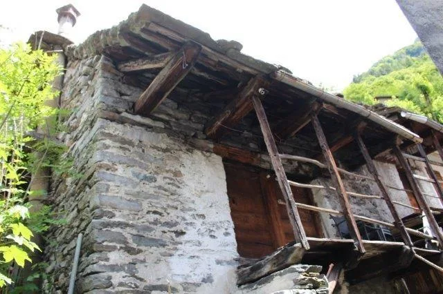 Tessinerhaus mit 6 Zimmern und Umschwung / casa ticinese con 6 loca... – Foto 10 von 16