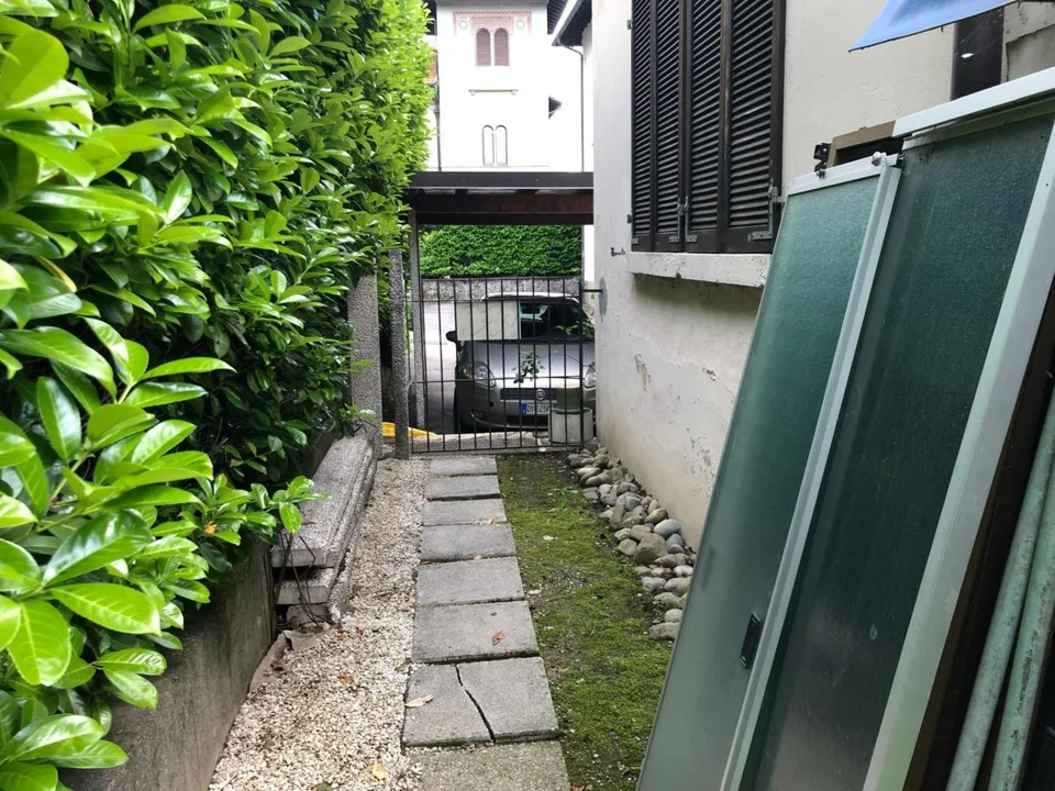 3 1/2-Zimmer-Wohnung im Dachgeschoss an zentraler Lage / appartamen... – Foto 14 von 24