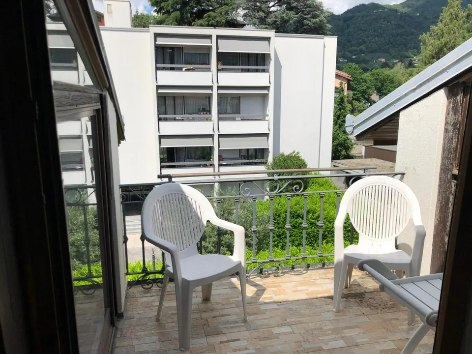3 1/2-Zimmer-Wohnung im Dachgeschoss an zentraler Lage / appartamen... – Foto 16 von 24