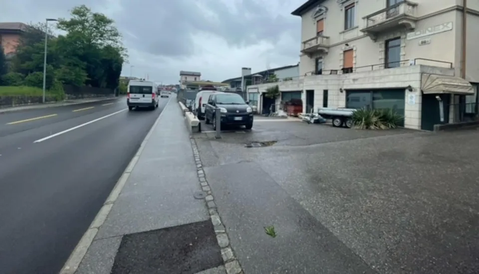 3-Familienhaus an zentraler Lage / casa con tre appartamenti in pos... – Foto 21 von 24