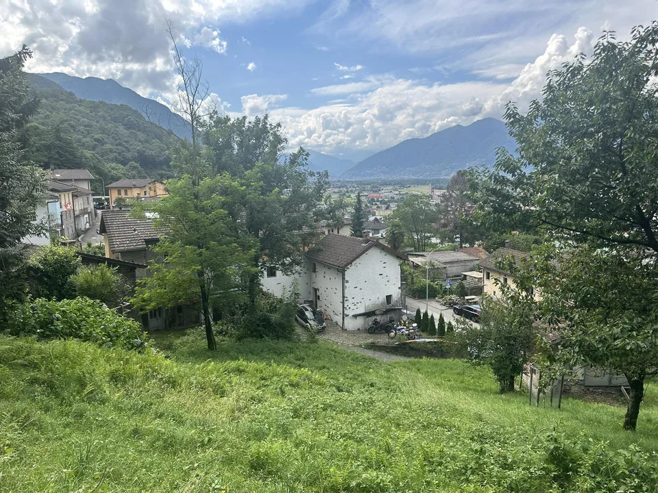 TERRENO EDIFICABILE A CADENAZZO – ID 23571