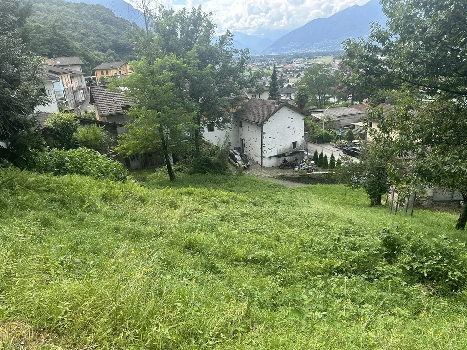 TERRENO EDIFICABILE A CADENAZZO – ID 23571