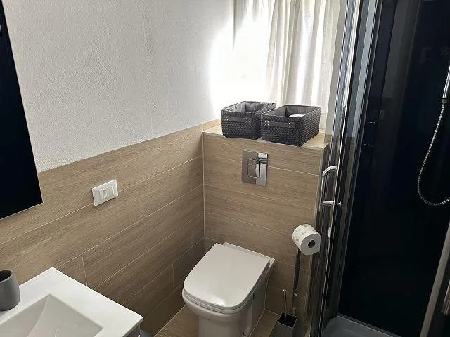 2-Familienhaus mit 3-Zimmer- und 2-Zimmer-Wohnungen an sehr ruhiger... – Foto 8 von 30